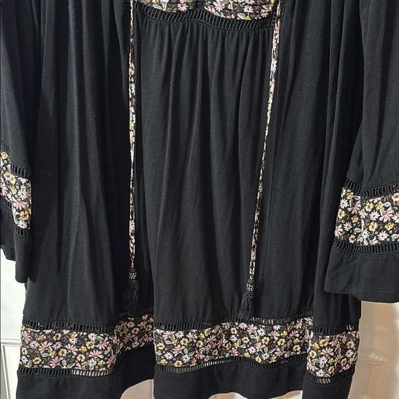 Daniel Rainn Black Embellished Tunic with Bib Collar - Picture 4 of 8